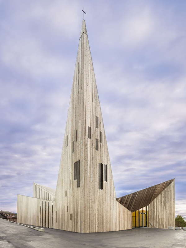 church-architecture-Knarvik-community-church-hordaland-norway-LA76-blog_0014